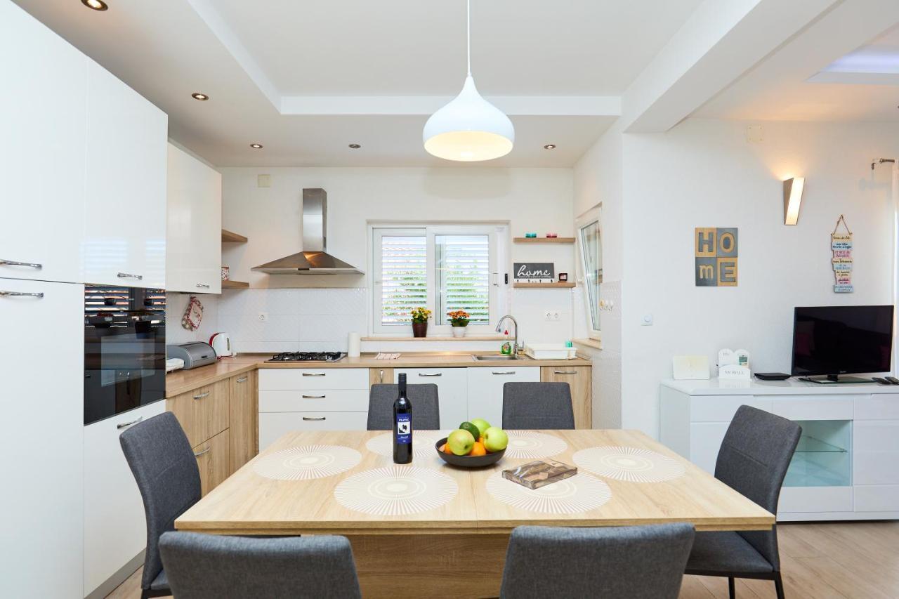 Apartment Laurus